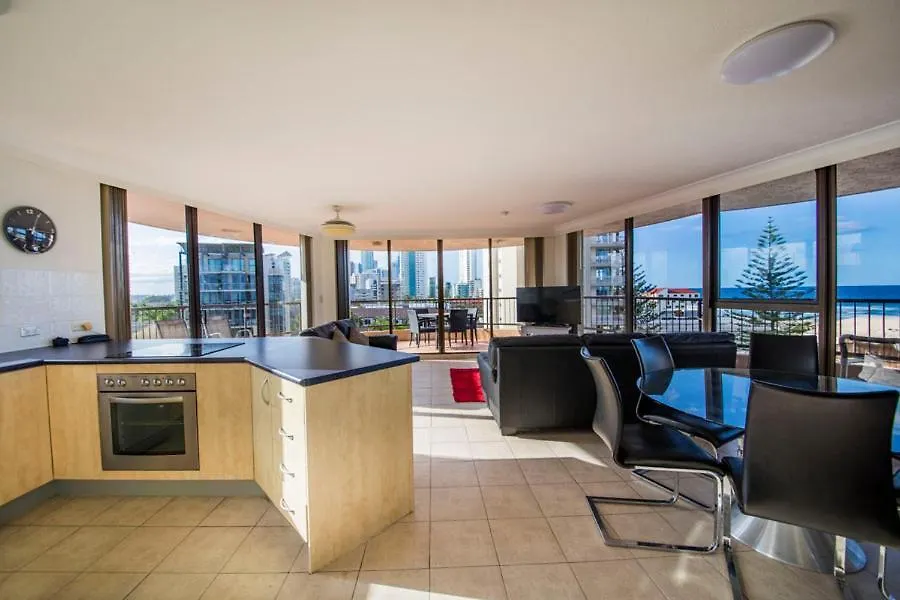 גולד קוסט Warringa Surf Holiday Apartments מלון דירות גולד קוסט